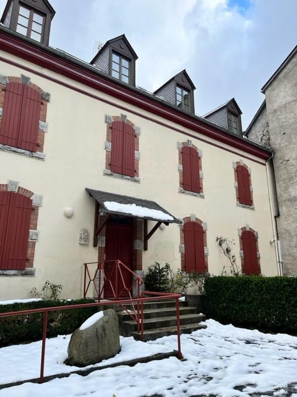 Tres Bel Appartement T3 Hyper Centre Entierement Renove En 2022 Luz-Saint-Sauveur Exterior foto
